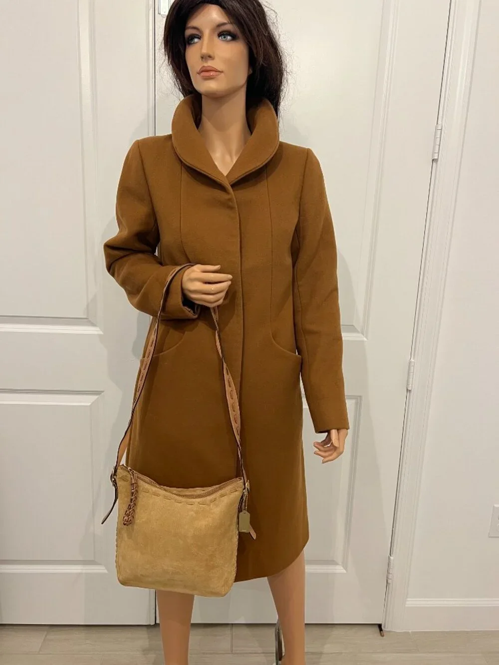 Vintage COACH Suede Leather Tan Messenger Shoulder Bag